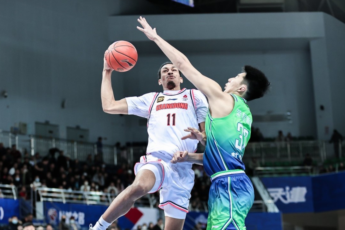 乐竞体育平台-赛后广州队备战欧篮联，临场应变细节曝光，信心回归，训练强度明显提升的简单介绍