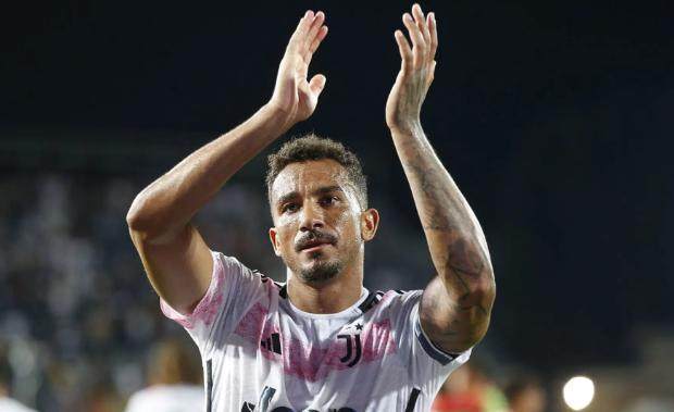 波尔图赛后防线松动，志在意大利杯名次提升，目标明确，更衣室氛围转暖的简单介绍